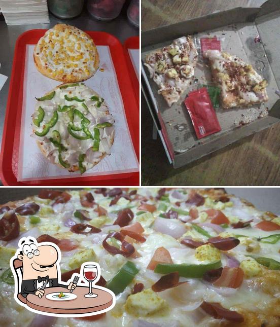 Food at Pizza Place