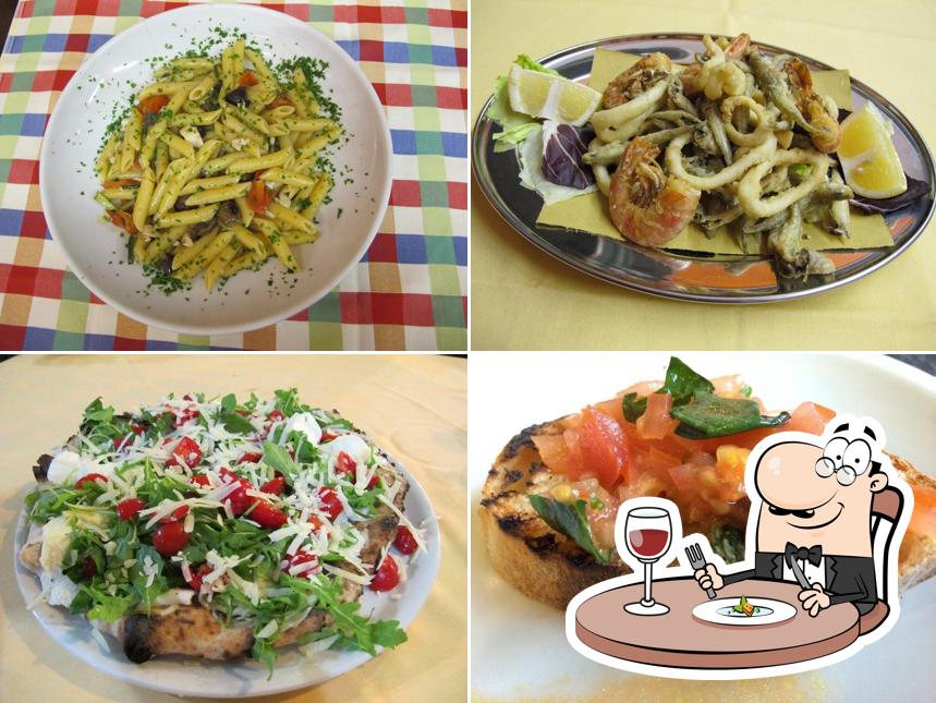 Platti al Ristorante Pizzeria Le Comiche