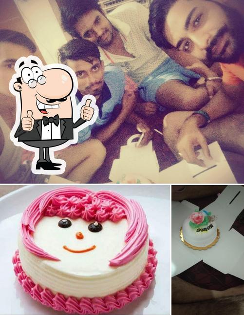 Look at the pic of National Bakery
