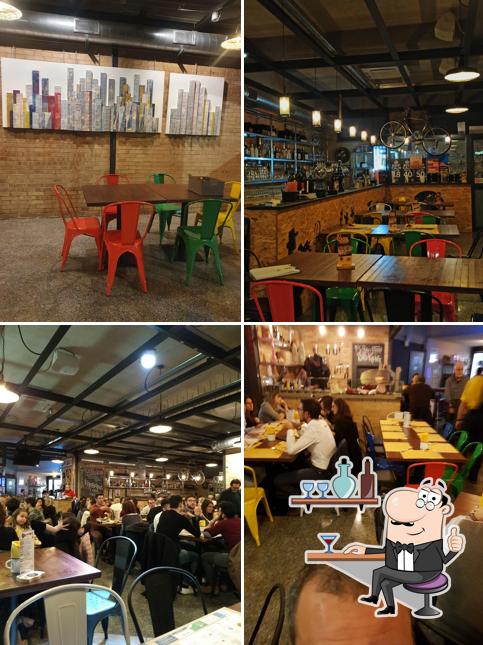 Dai un'occhiata agli interni di Dexter Art Bistrot