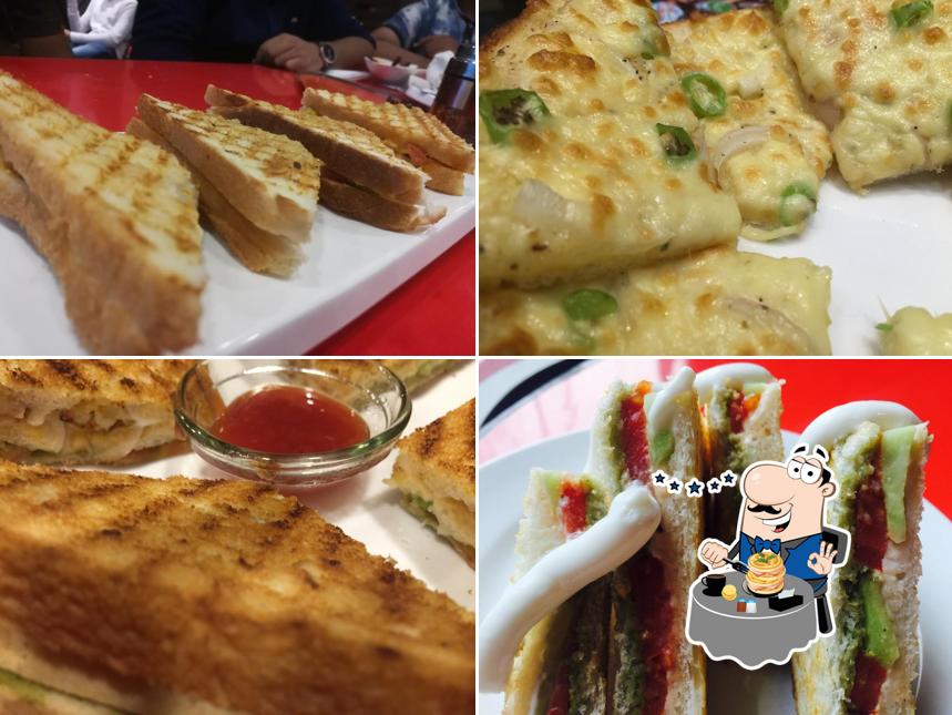 Food at MOCOCABANA