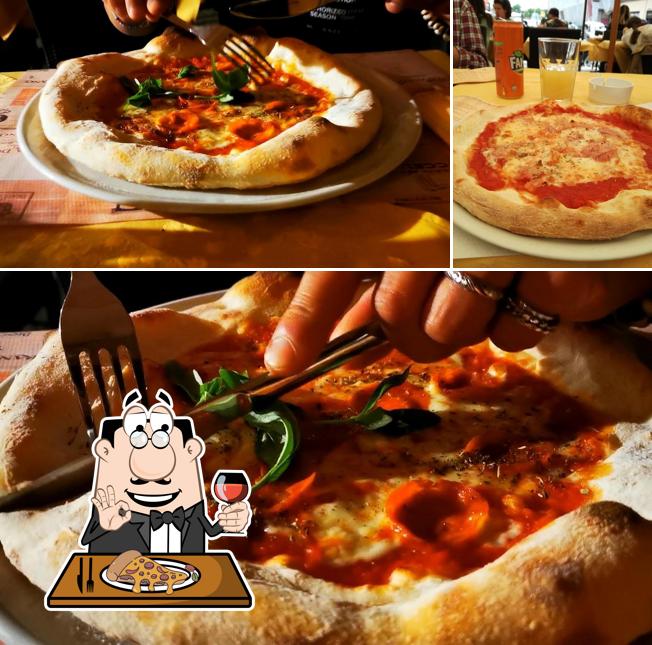 Scegli una pizza a Bar Zanatta
