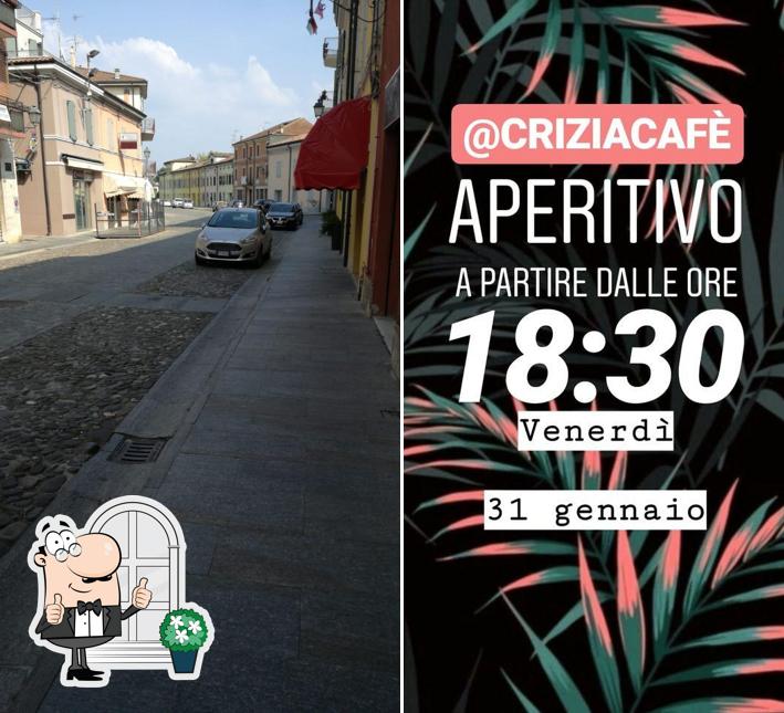 Guarda gli esterni di Crizia Cafe' Di Michelini Giuseppe & C. Snc