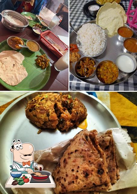 Chicken curry at Northy Mess, Manipal
