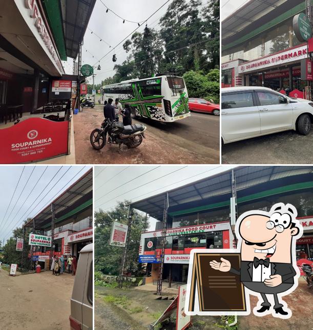 The exterior of SOUPARNIKA FOOD COURT