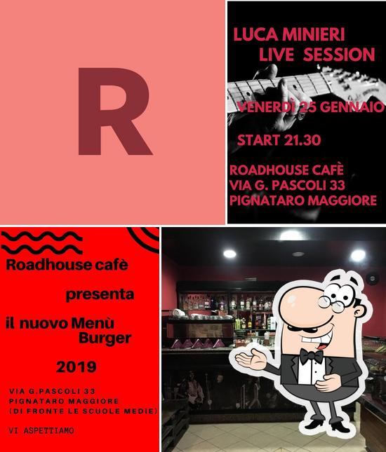 RoadHouse Cafe
