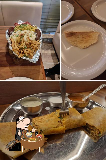 Food at GirnaR RestauranT