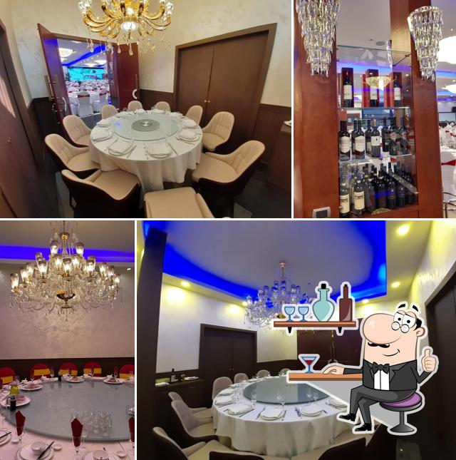Dai un'occhiata agli interni di Ristorante Cinese Xin Wangchao