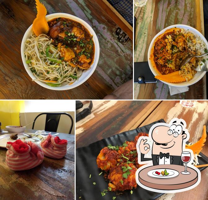 Food at Burger Mill / Garage Food Company