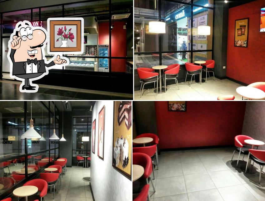 Check out how Cold Stone Creamery - Miraya Rose looks inside