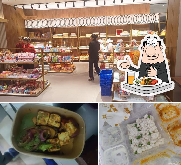 Meals at Saanwara