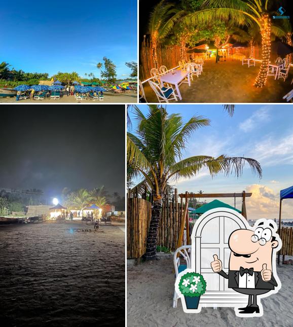 Enjoy the view at the outside area of Sandbanks Beach Resort, Arambol