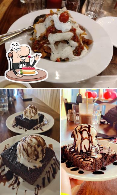 Reader’s Coffee House offers a variety of desserts