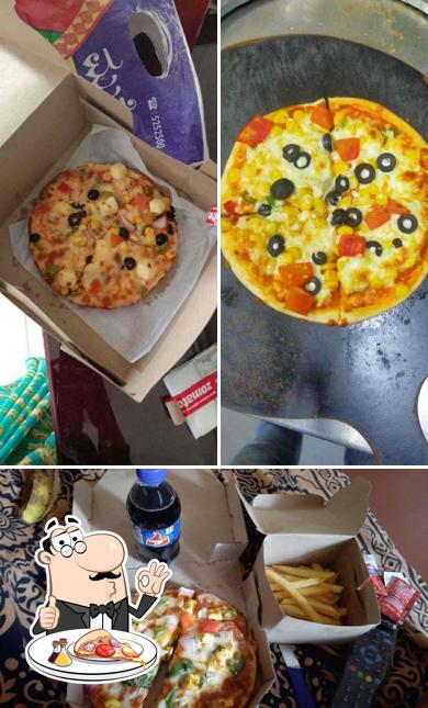 Order pizza at US Pizza