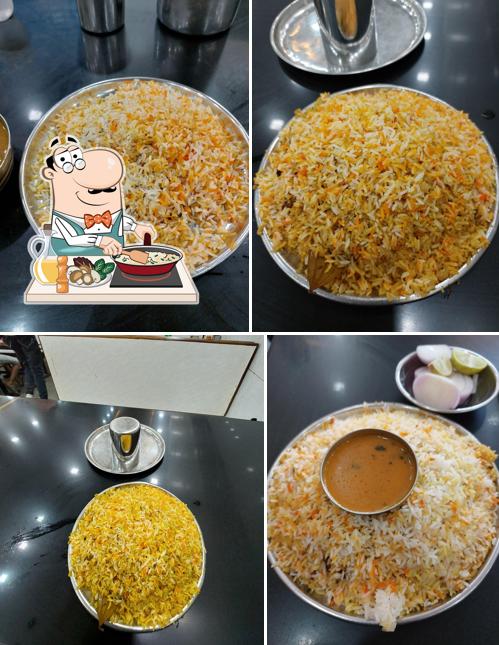 Fried rice at AL-HALAL/AL-LAZIZ