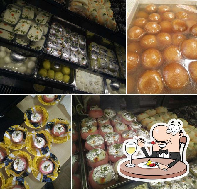 Food at Brijwasi Sweets
