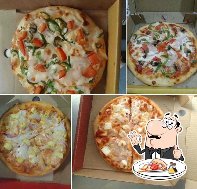 Try out pizza at Bake Man