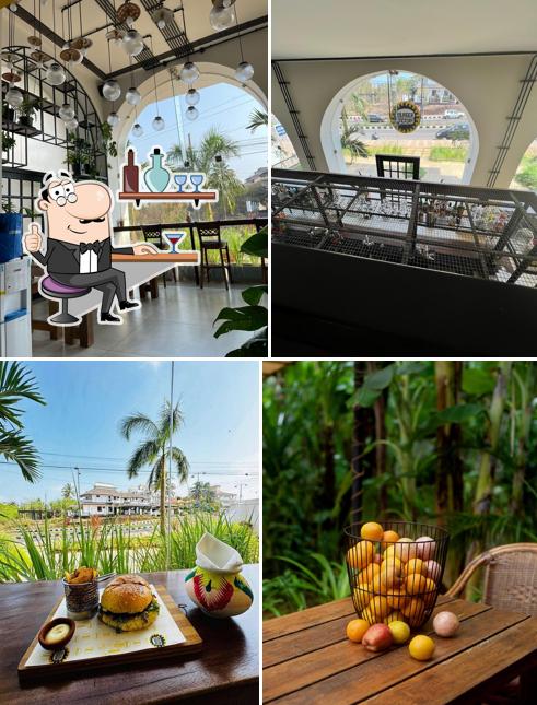 The interior of Burger Factory Dona Paula