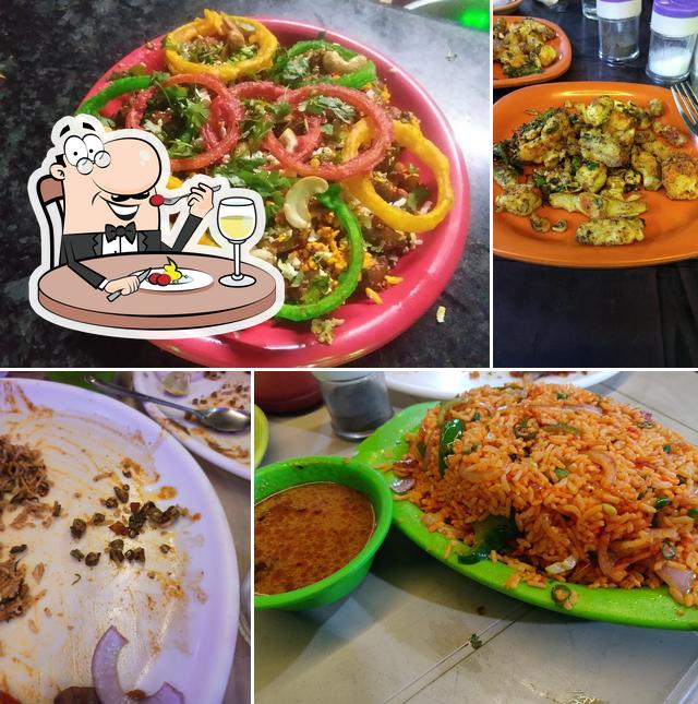 Food at CHOLA CHATS & CHINESE
