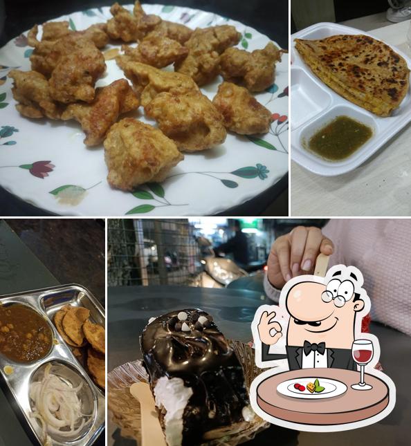 Meals at Late Night Cafe