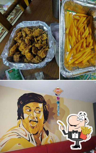 Order chips at Super Star Pizza
