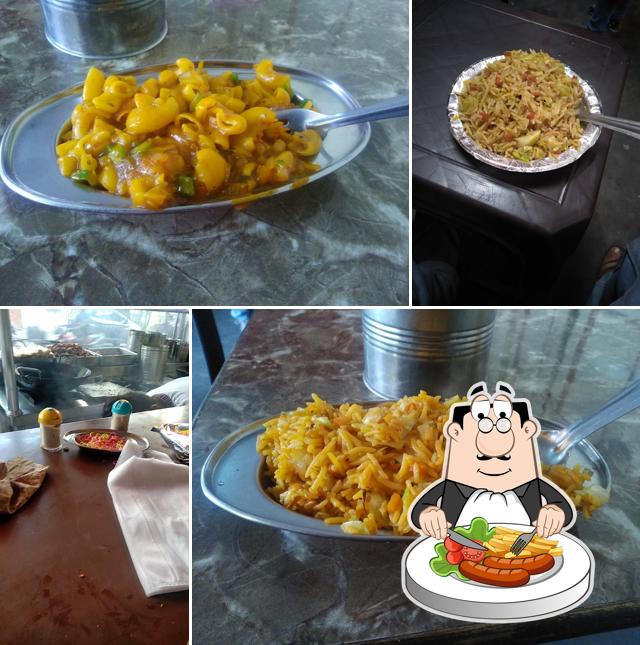 Food at China Town Fast Food