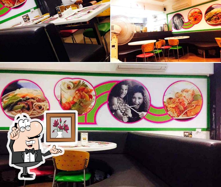 Check out how Crazy Noodles looks inside