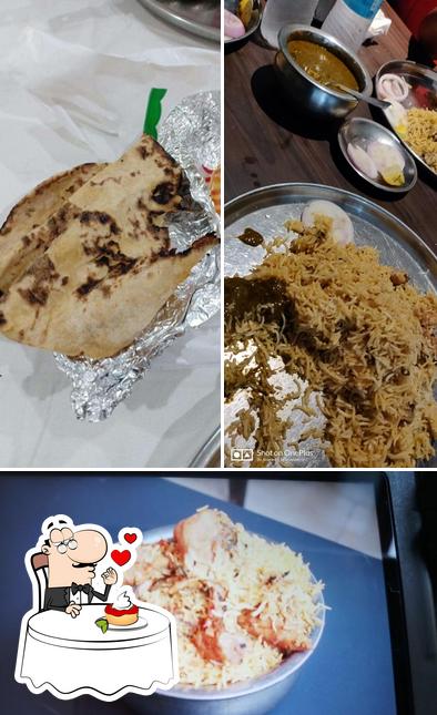 Hotel Srinivasa provides a range of desserts