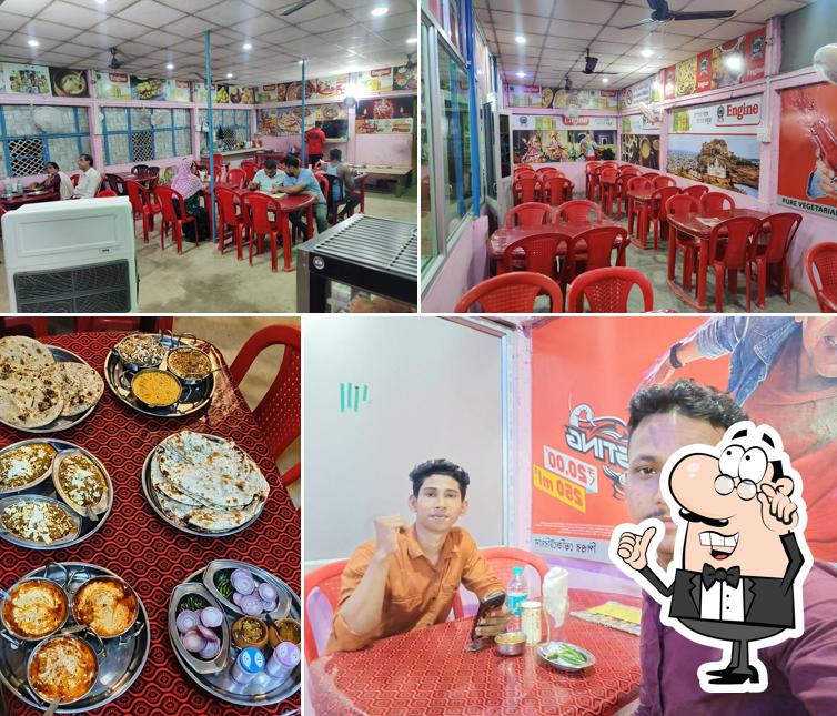 Take a seat at one of the tables at New Hilara Marwari Tandoori Dhaba