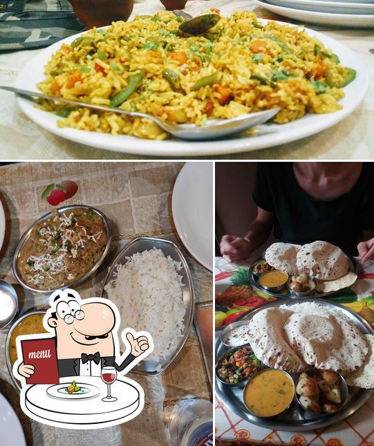 Food at Niyati Cafe
