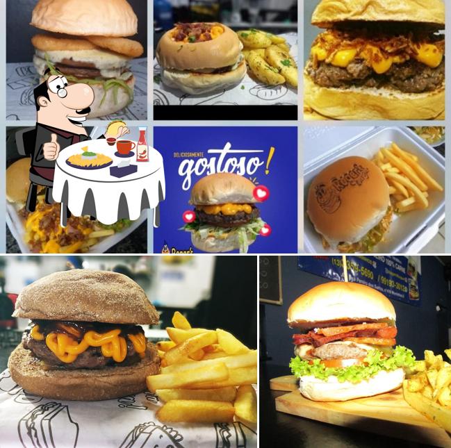 Delicie-se com um hambúrguer no Roger´s Burger Guarujá -Lanchonete