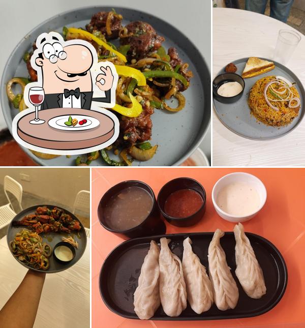 Meals at Lee's Restaurant