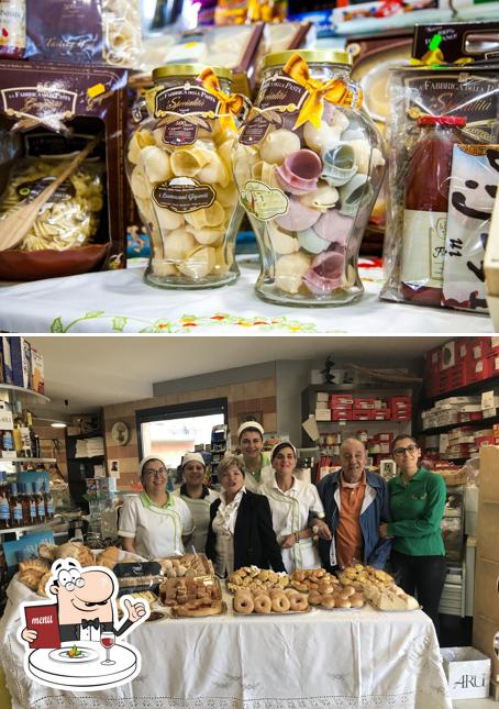 Cibo al Panificio Gioi Gianfranco - forno prodotti tipici