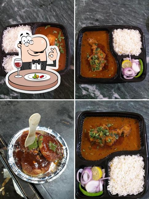 Meals at Pehalwan Da Hotel