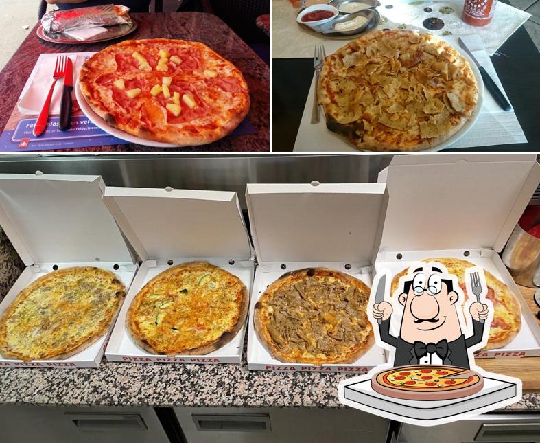 Scegli una pizza a Restaurant, Pizzeria, Caffé Bar Bijou