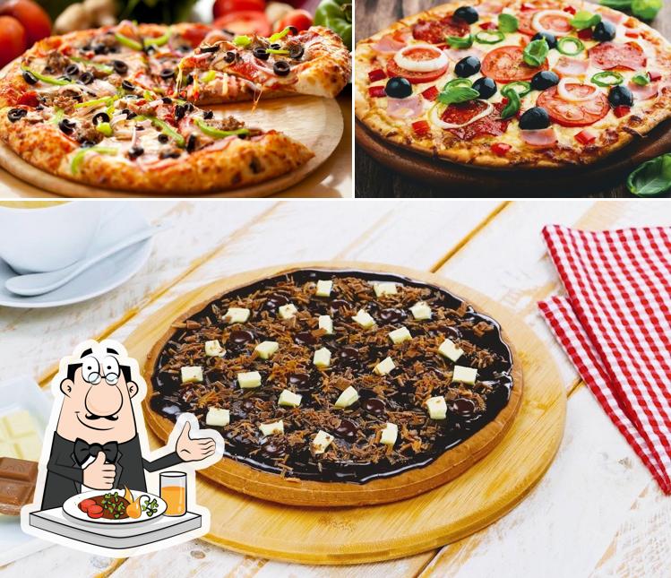 Food at STREETZA PIZZA