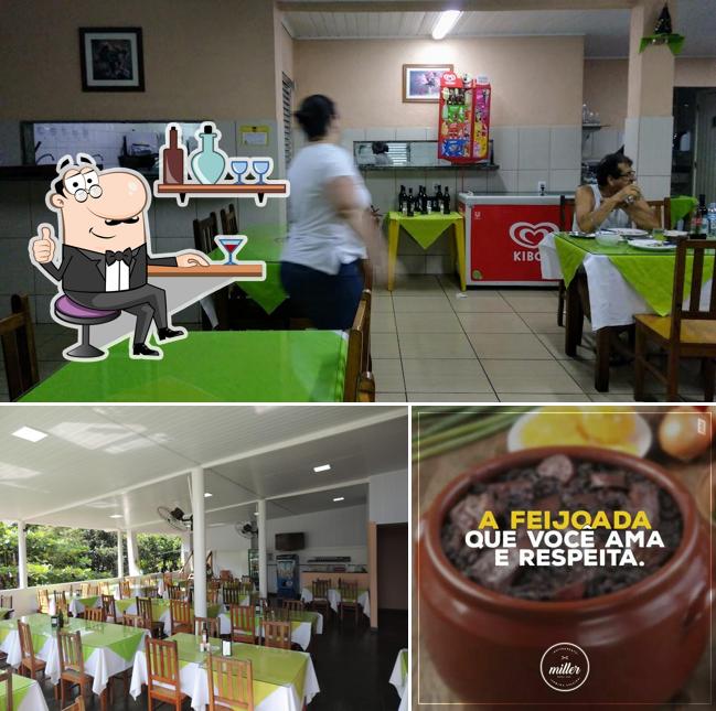 A foto da interior e cerveja no Restaurante Miller