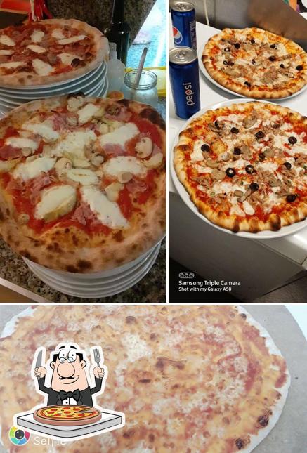 Scegli una pizza a Mc Adam di Rapllo