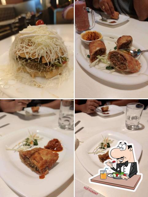 Food at Veg Sizzel's
