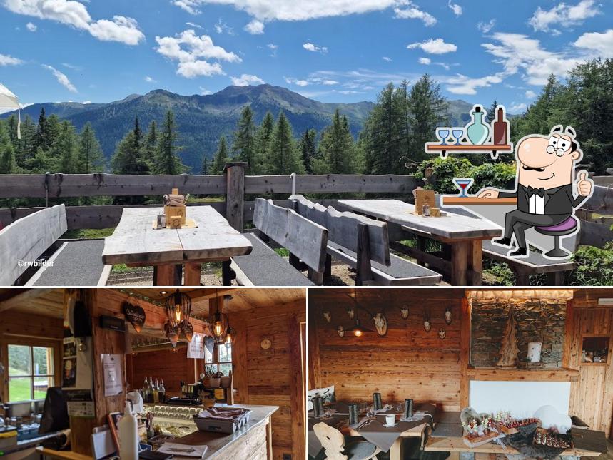 Siediti a un tavolo di Schoenberg Alm