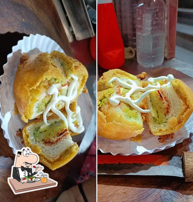 Food at Navdurga vadapav
