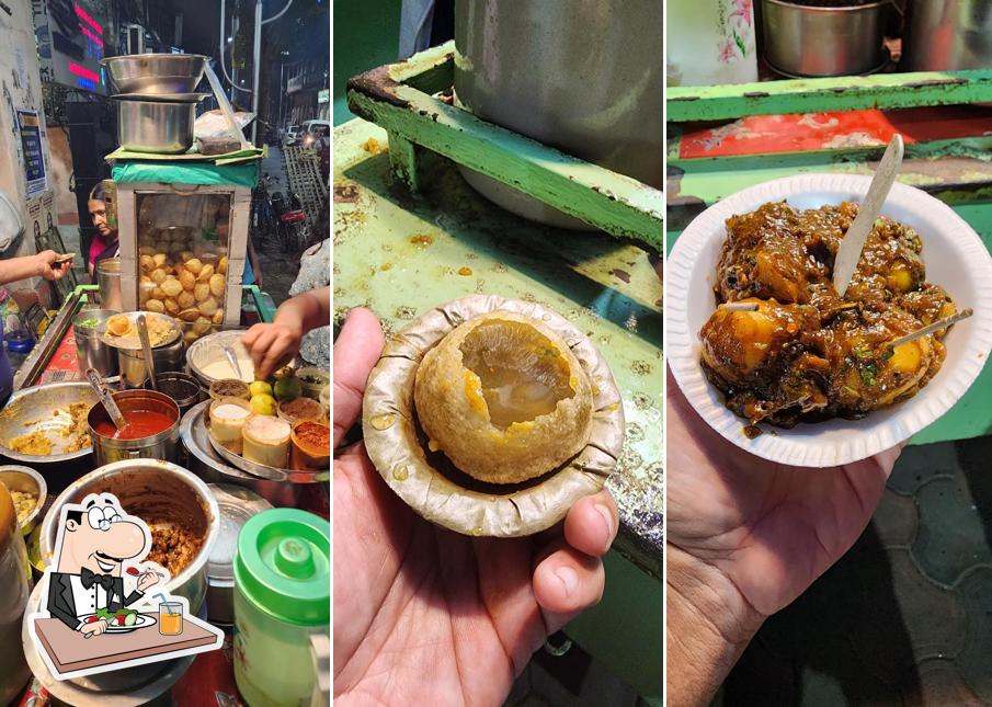 Food at Snacks Centre - Best Fuchka in Bhowanipore