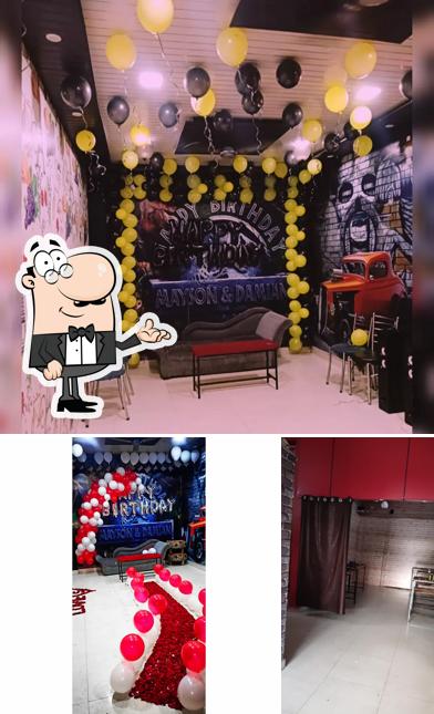 Check out how Mehfil, the food planet looks inside