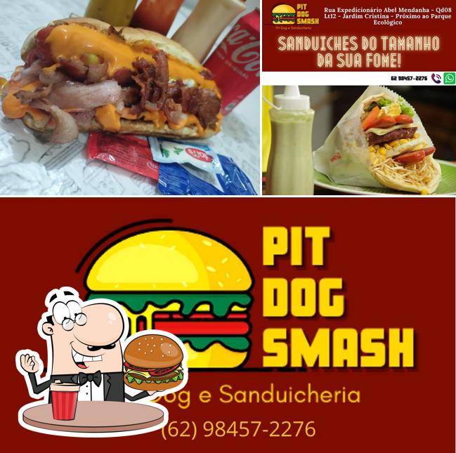 Os hambúrgueres do Pit Dog Smash irão satisfazer diferentes gostos