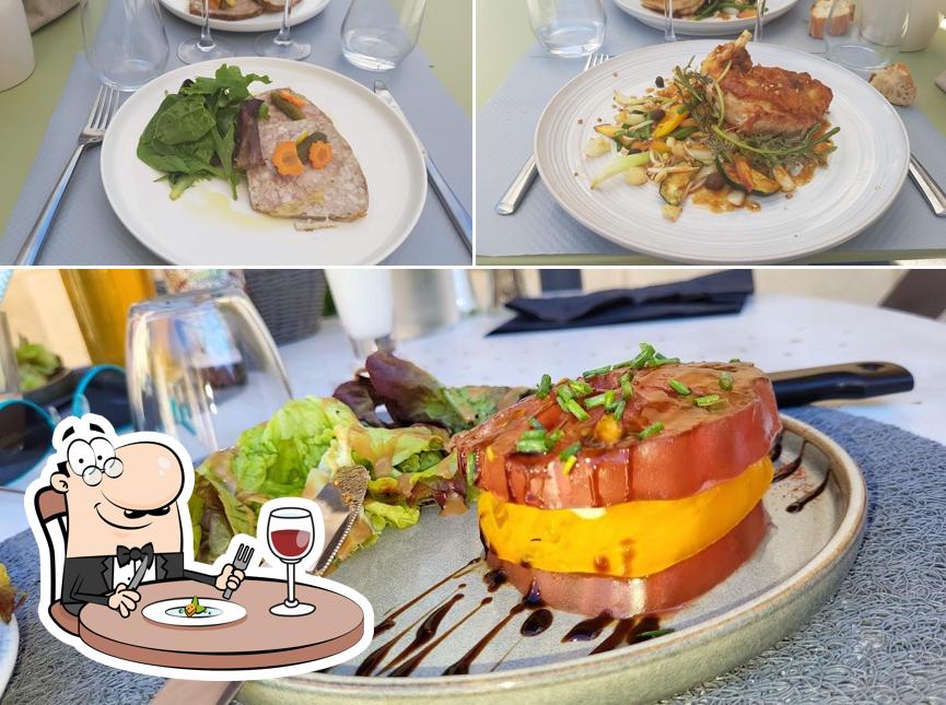 Plats à Restaurant CÔTÉ Cour