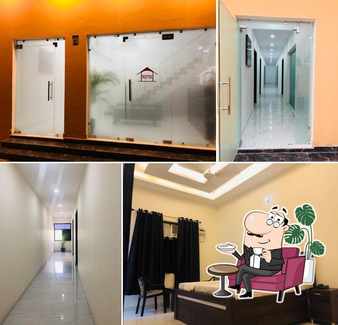 The interior of Mohan Kamboj Vaishno Dhaba