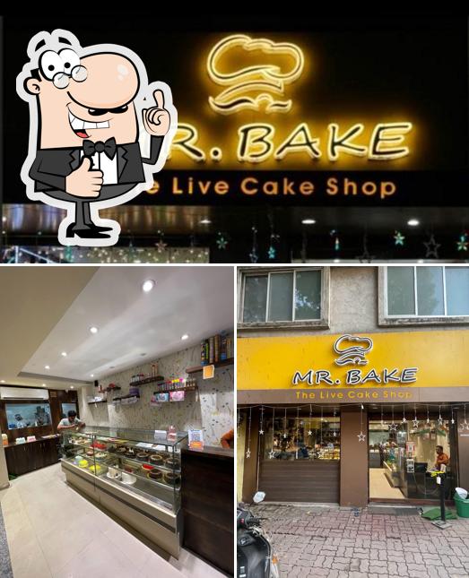 Here's a pic of Mr bake the live cake shop daman