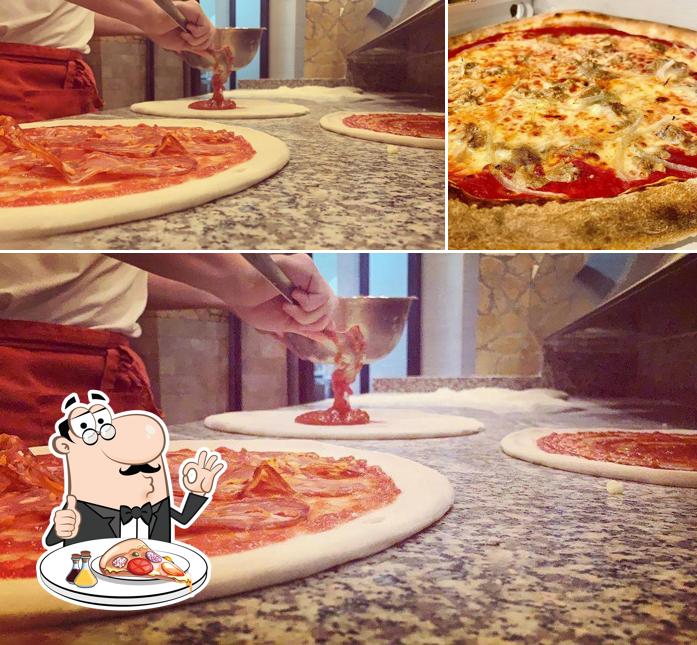 A Pizzaland da mario, puoi ordinare una bella pizza