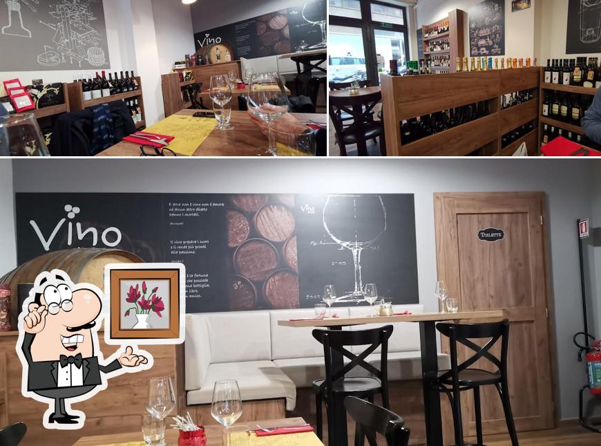 Gli interni di Vinoteca Bologna