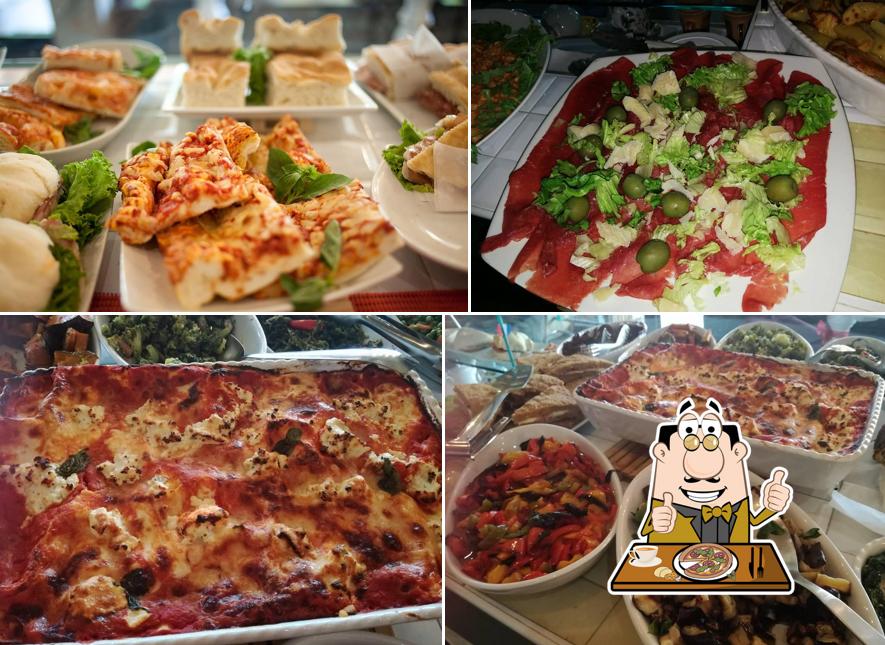 Scegli una pizza a Bar Mario